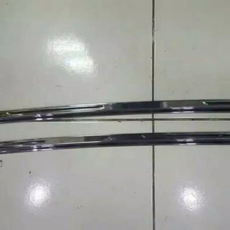 List kaca belakang all new Ertiga 2018 chrome jsl