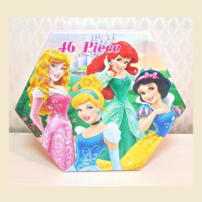 

CRAYON 46SET 4IN1 ( MEWARNAI + MELUKIS ) Art Set Hello Kitty Micky