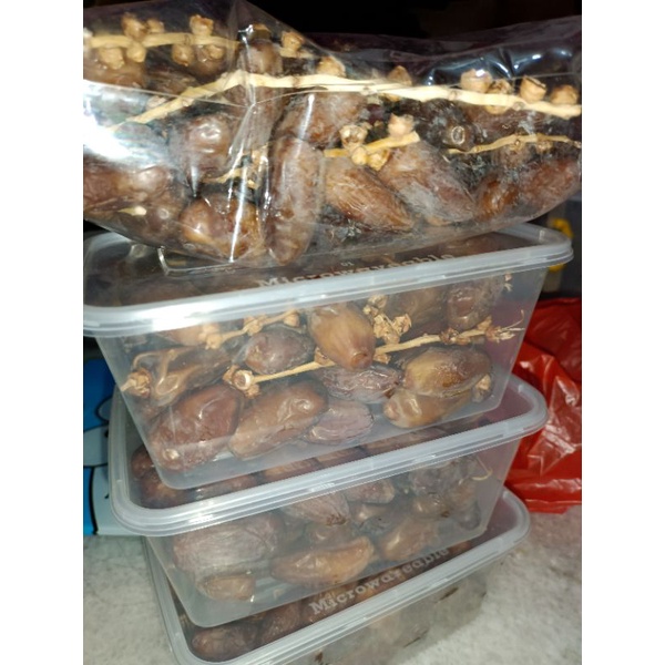 

kurma tangkai/tunisia
