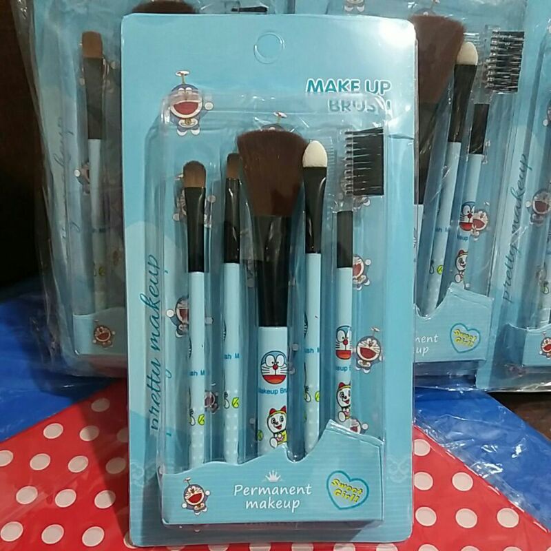 Kuas Make Up Lengkap 5pcs|Kuas Set Hello Kitty|Kuas Set Doraemon