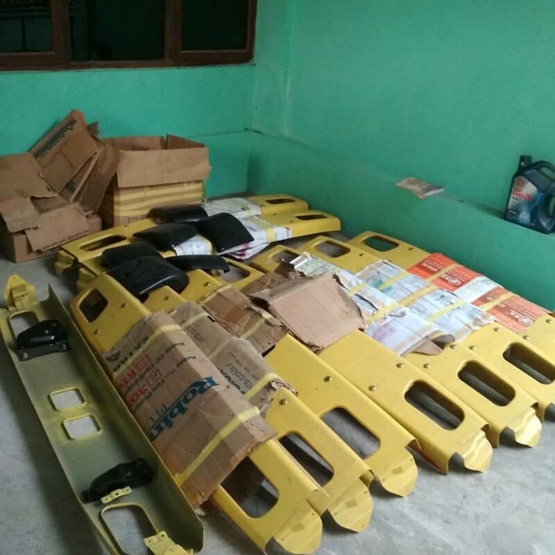 bemper depan mobil mitsubishi canter 125 dan HDL 136