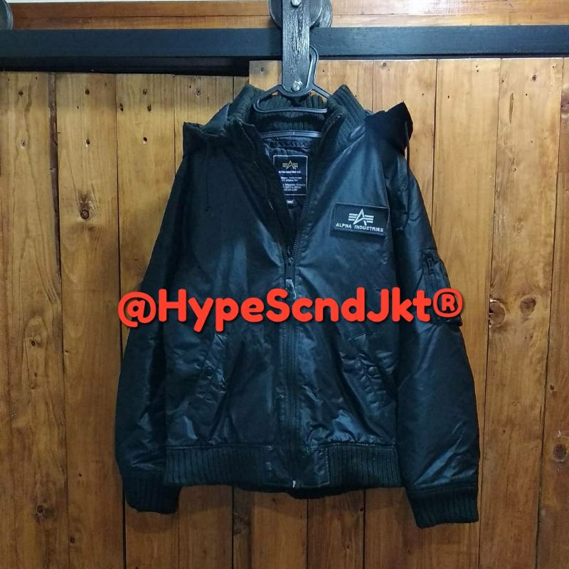 Bomber jacket Hoodie Alpha Industries  Second branded  not Stussy, carhartt, army, avirex