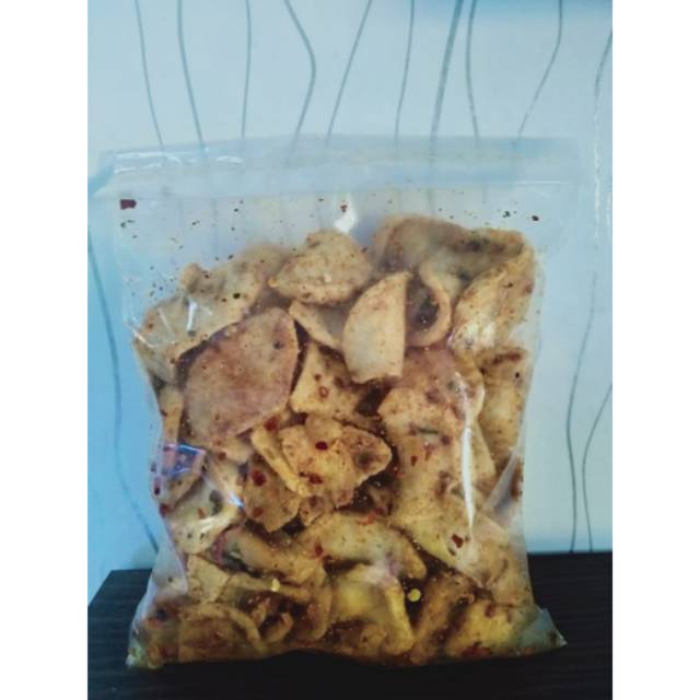 

Cemilan / basreng / baso ikan goreng renyak pedas bawang