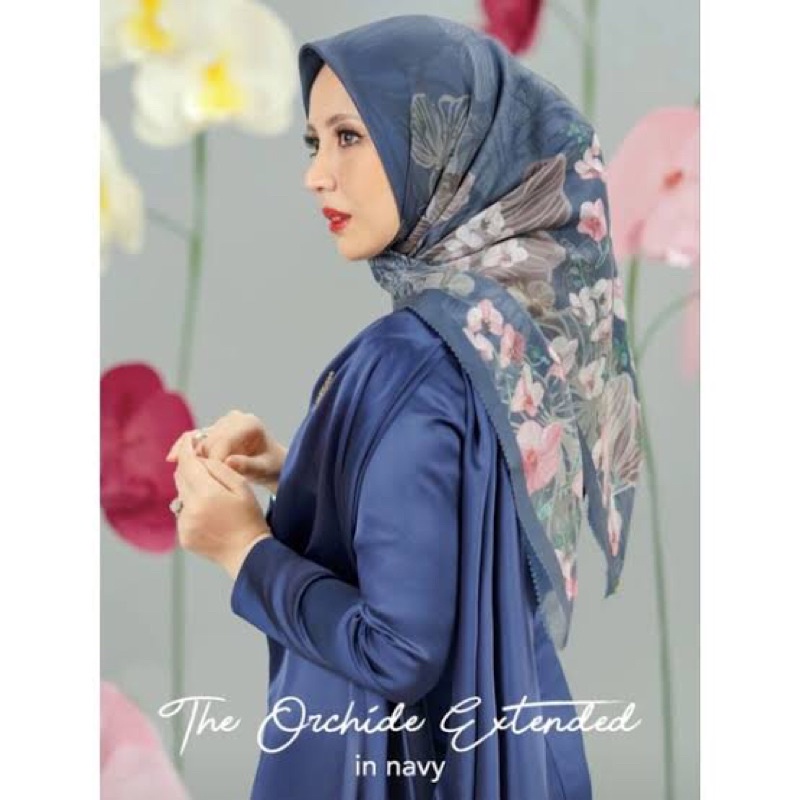 Buttonscarves X Sarah Sofyan The Orchide Series navy preloved buttonscarves preloved