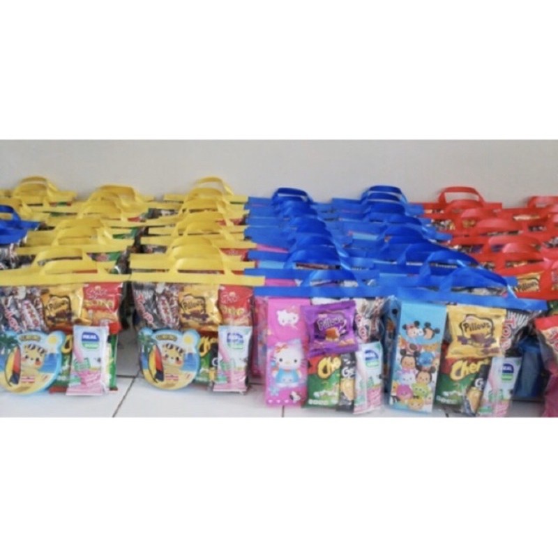 

Bingkisan snack+Produk souvenir ulang tahun anak