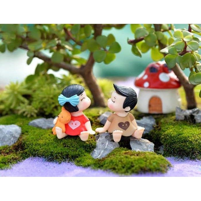 Miniature Lover Figures - Lovers Couple Figurines #02 (2pcs)