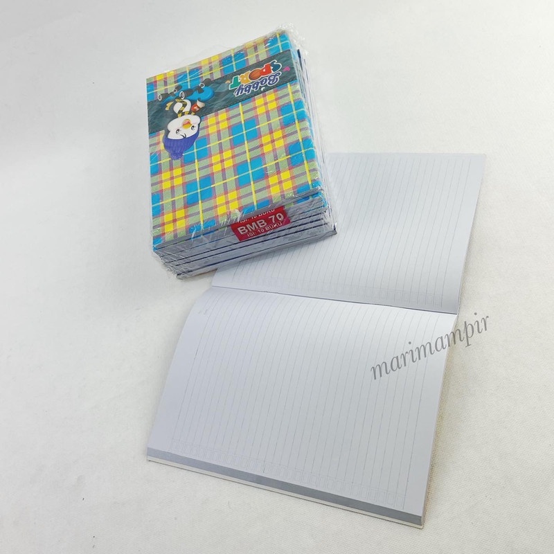 

BUKU TULIS BOXY BMB 70 LBR UK 17.5 X 24.7 CM ( 10 PCS )