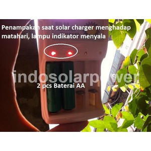 Solar charger baterai rechargeable AA / AAA tenaga surya GRATS biaya