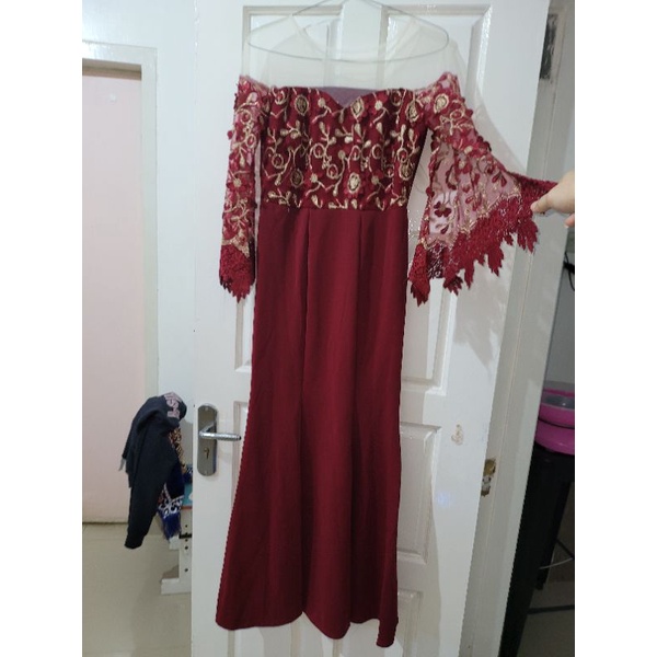 DRESS MERAH MAROON DUYUNG BAHAN BRUKAT KOMBINASI BISA MELAR