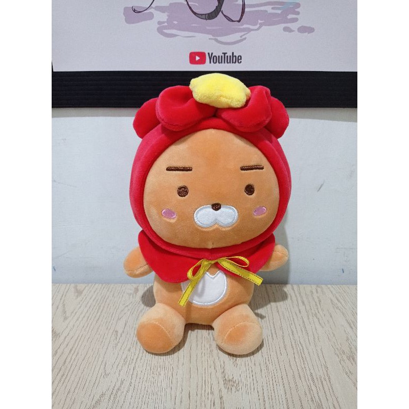 Boneka Kakao Ryan Red Hoodie