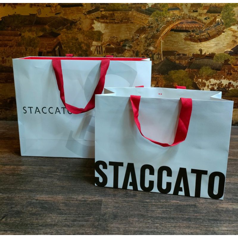 

Paper bag staccato