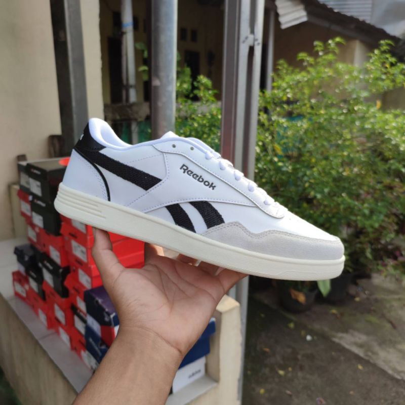 Reebok Royal Techque T "Black/white"