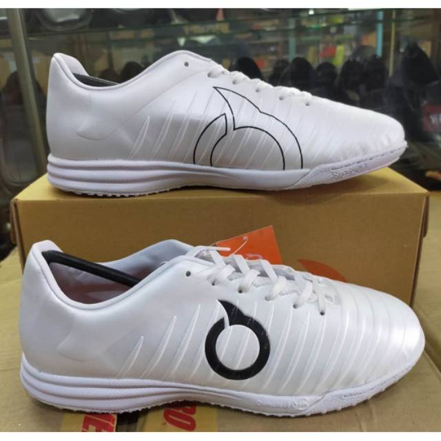 SEPATU FUTSAL ORTUS FORTE VANTAGE IN ORIGINAL