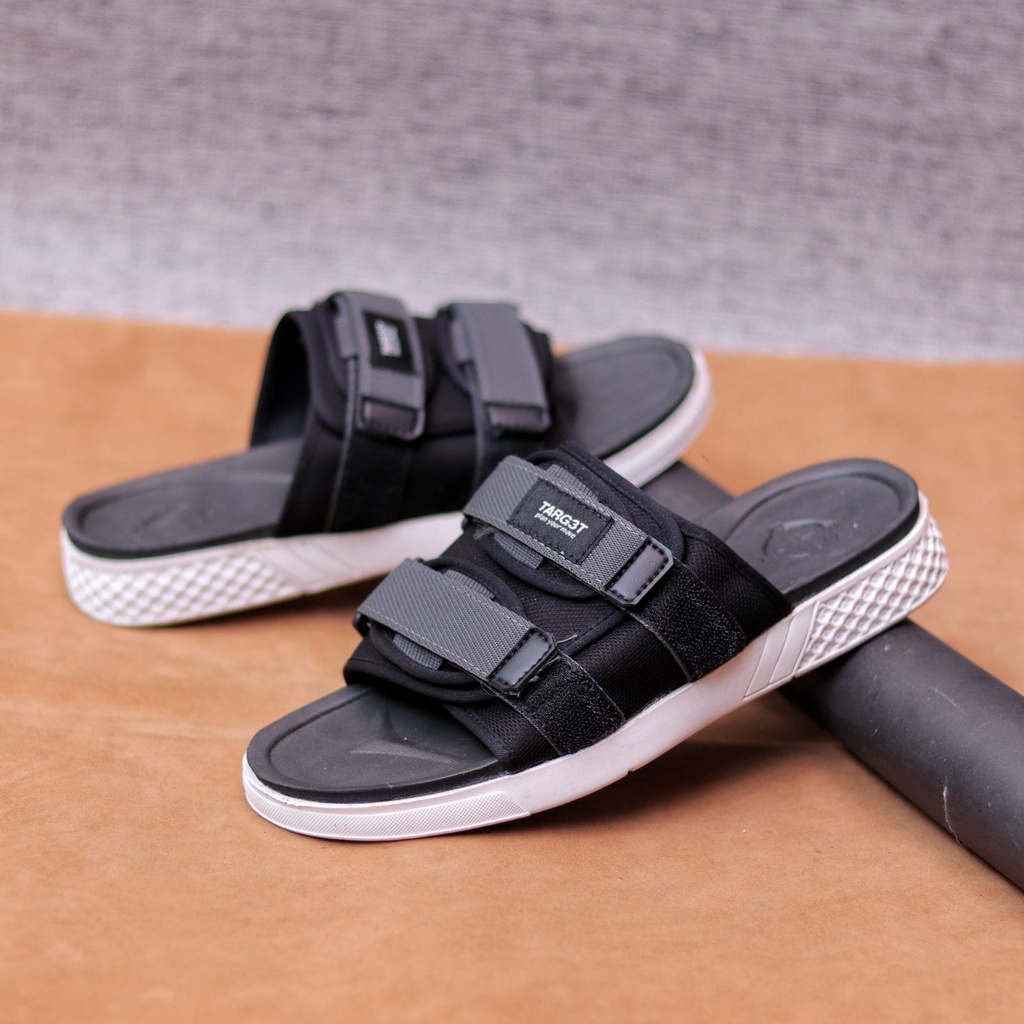 MOLK Sandal Kasual Slop Pria Sendal Slide Pria Hitam Original Distro Simple Trendy Kekinian