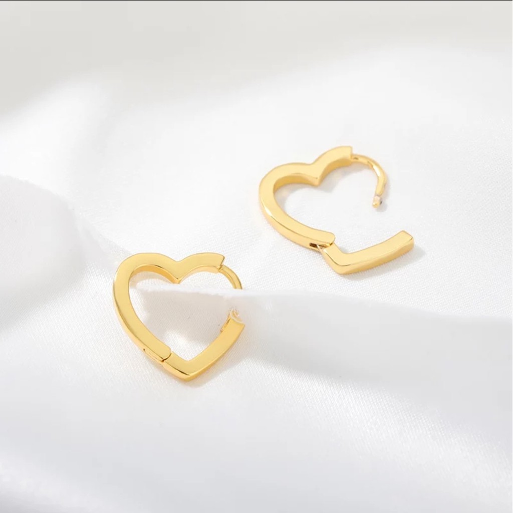 Anting Jepit Titanium Pola Lingkaran Hati Sederhana Tersedia Warna Rosegold, Gold dan Silver
