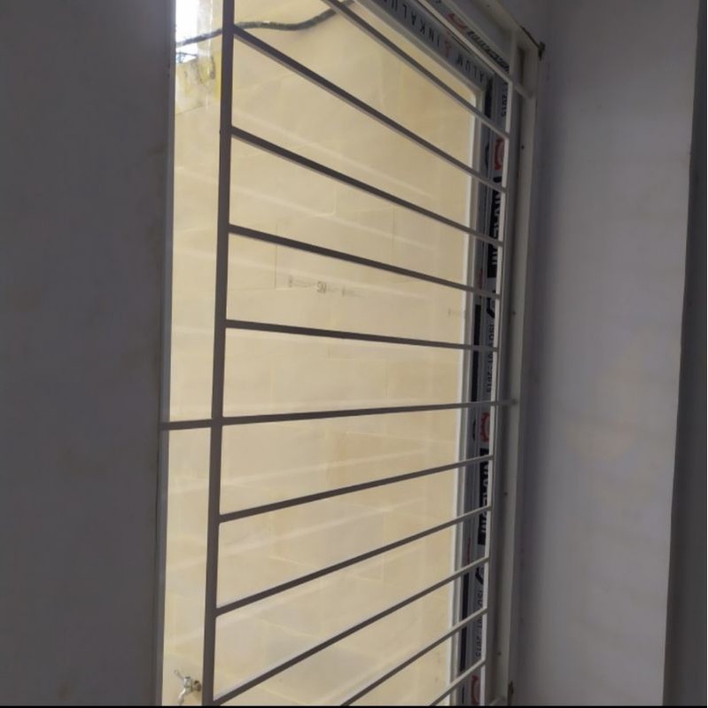 Tralis Jendela Minimalis Besi