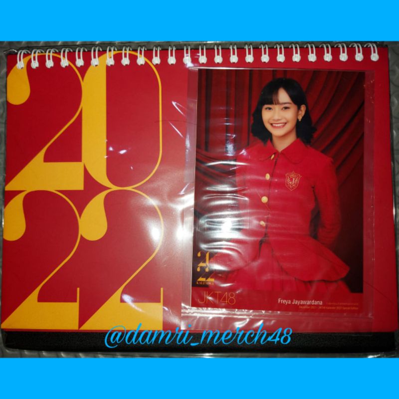 KALENDER 2022 JKT48 DAN PHOTOPACK FREYA