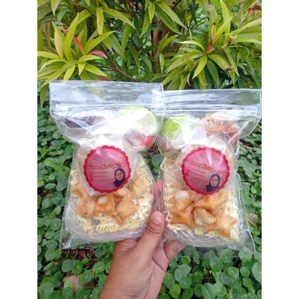 

bakso ayam /bakso instan/ bakso enak