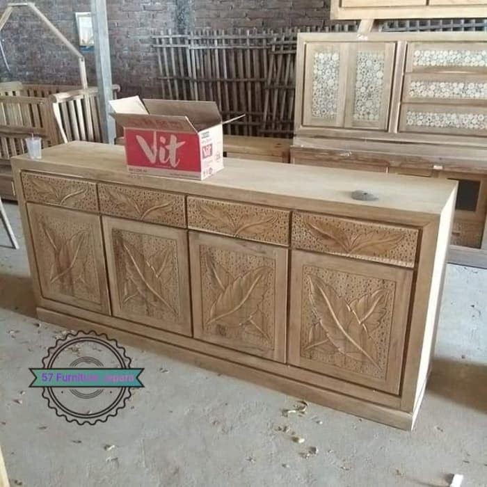 Lemari pendek pajangan jati mentahan bufet ruang tamu model minimalis