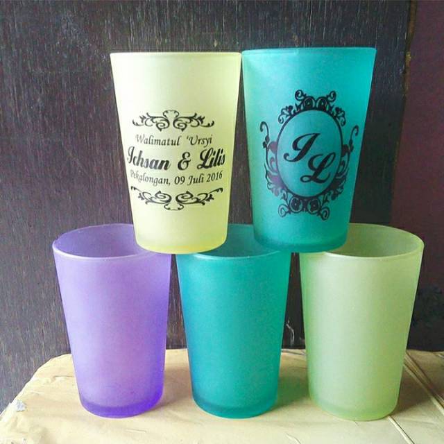 SOUVENIR GELAS PERNIKAHAN