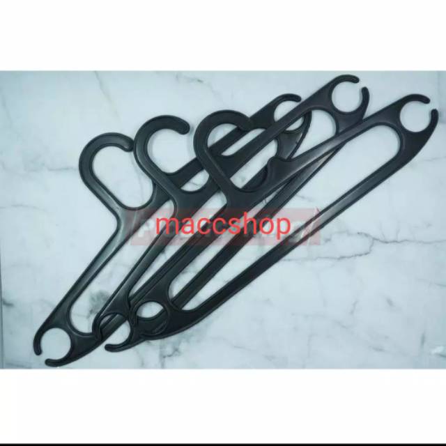 12 pcs Gantungan Baju Plastik Shine Hitam Flat Kuat - Hanger Laundry