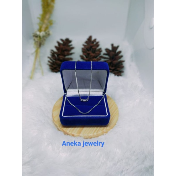 Kalung Cassandra, Panjang 45cm, Perak 925, Sepuh Emas Putih