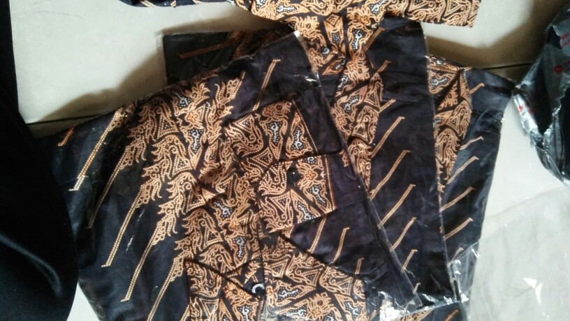 Kemeja Batik Pria Lengan Panjang Seno Parang Jokowi