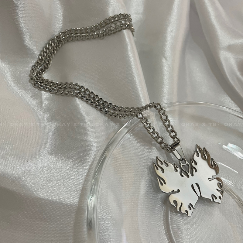 Kalung Rantai Desain Kupu-Kupu Bahan Stainless Steel