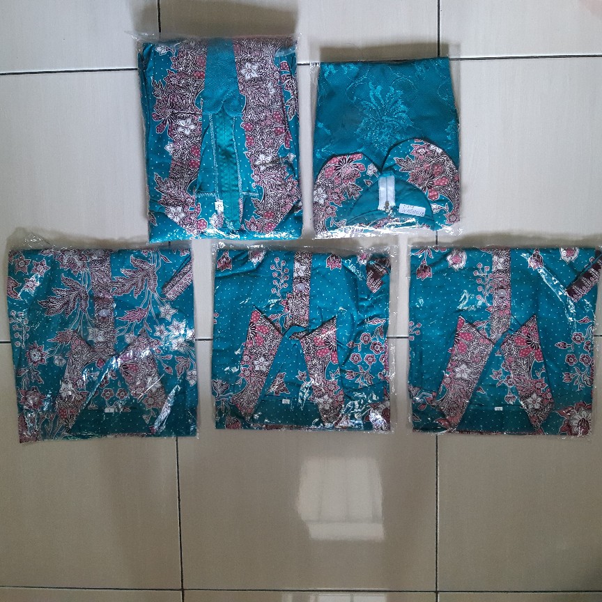 Qnunbatik Batik Keluarga/family Dress Kd Melati Dasar Warna Toska