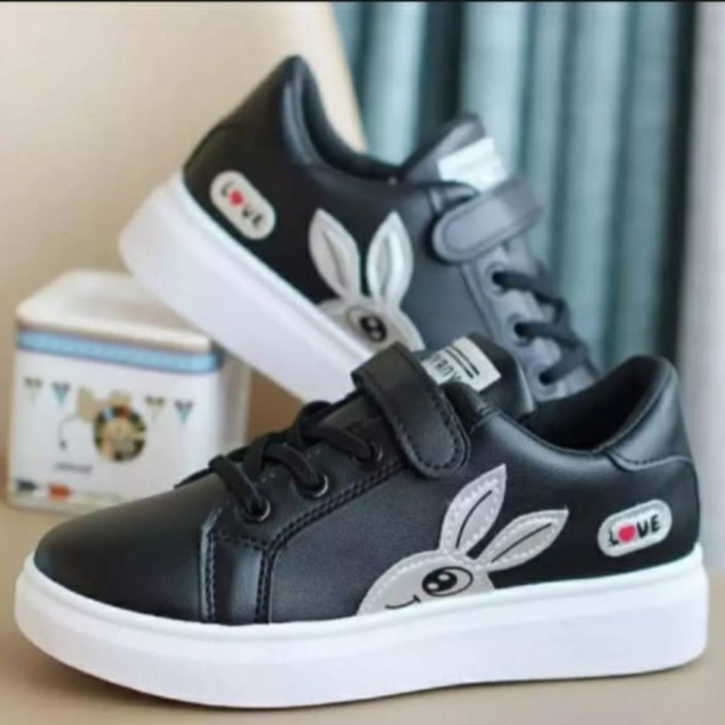 Sepatu Anak terbaru Perempuan model sneaker size 31-35