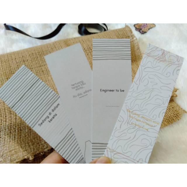 

8 PCS PEMBATAS BUKU KATA-KATA DAN CITA-CITA/BOOKMARK WORD AND DREAMY
