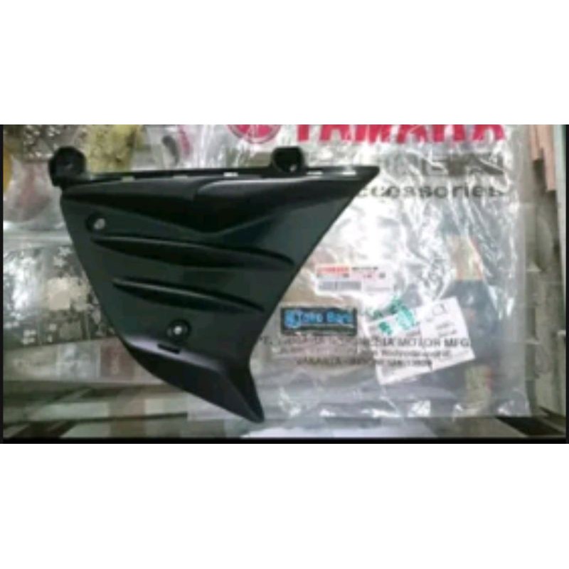 sirip sayap dalam vixion R separang kanan kiri Original part Yamaha