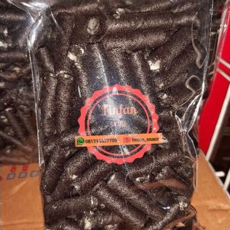 

Cemilan Manis || Wafer roll Coklat berat 200g