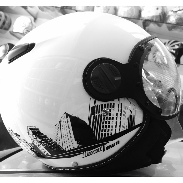 Helm zeus 210 retro import - white city