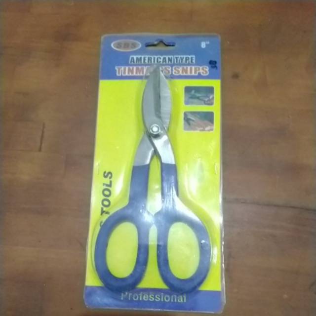 

Gunting seng kawat besi