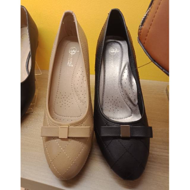 Donatello Cewek - Sepatu Kerja