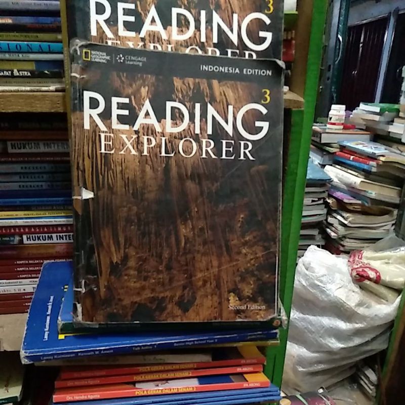 READING EXPLORER