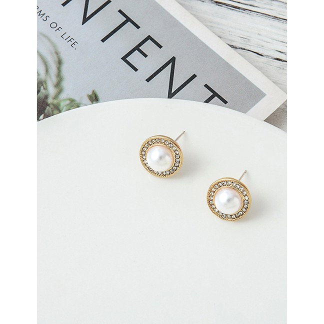 LRC Anting Tusuk Fashion Golden Pearl And Diamond Round Bright Gold Earrings D84662