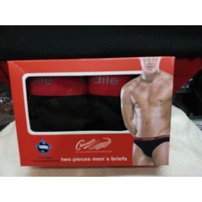 1 kotak isi 2pcs celana merk crocodile dus merah