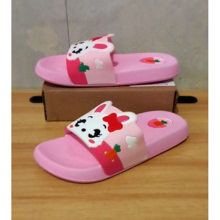 Sandal anak cewek