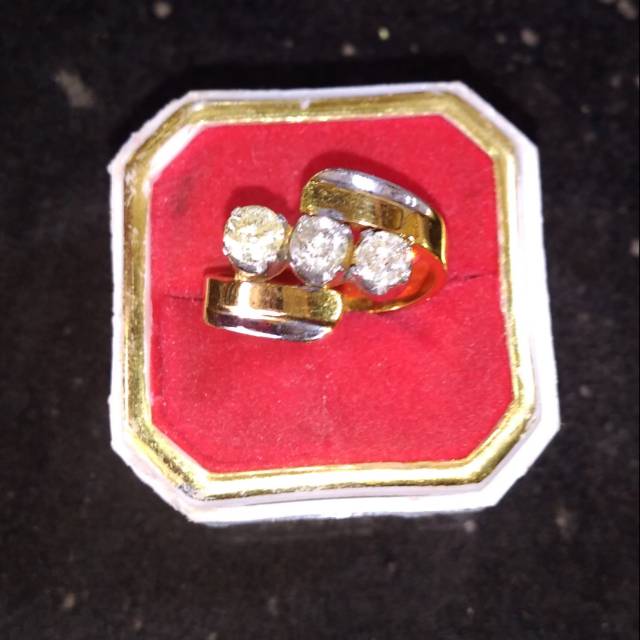 Cincin Berlian Eropa mata 3