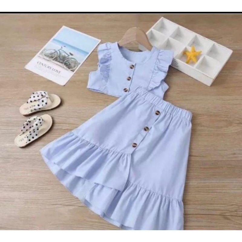 Dress ruffle request