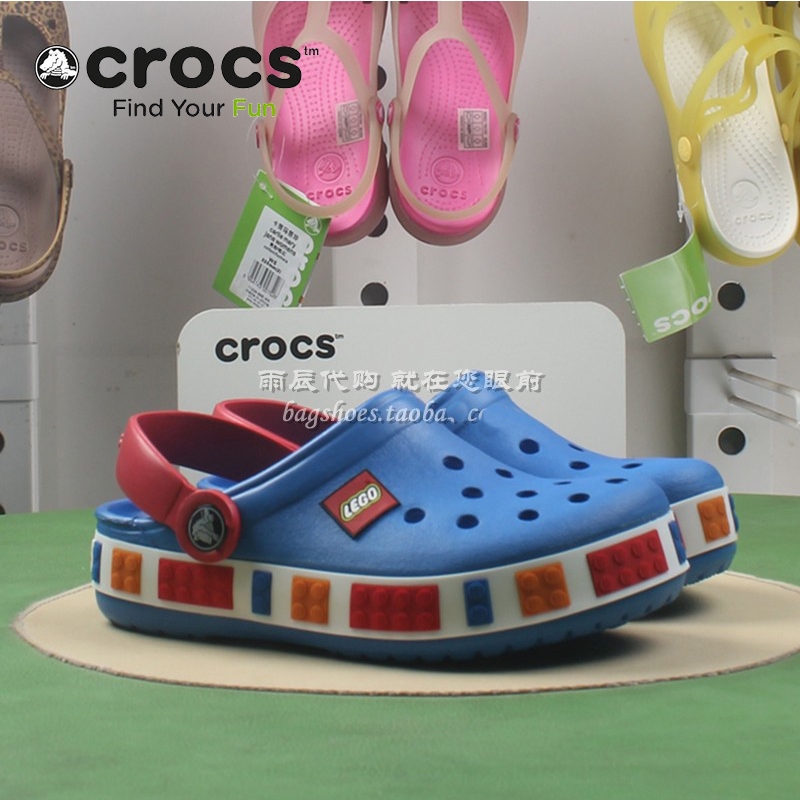 crocs 2 4