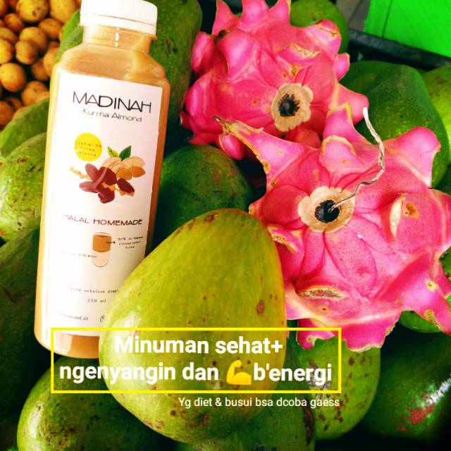 

Minuman pure almond plus kurma ajiiib