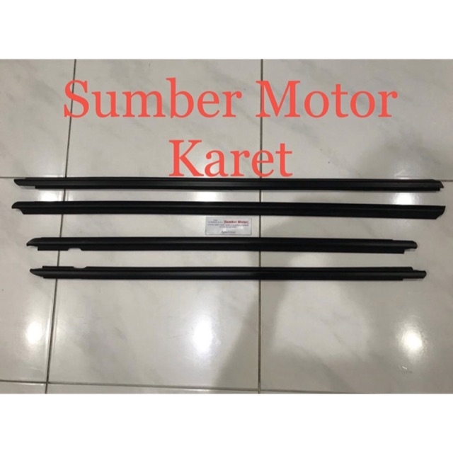 Karet Pelipit Luar Daihatsu Sirion Gen 1