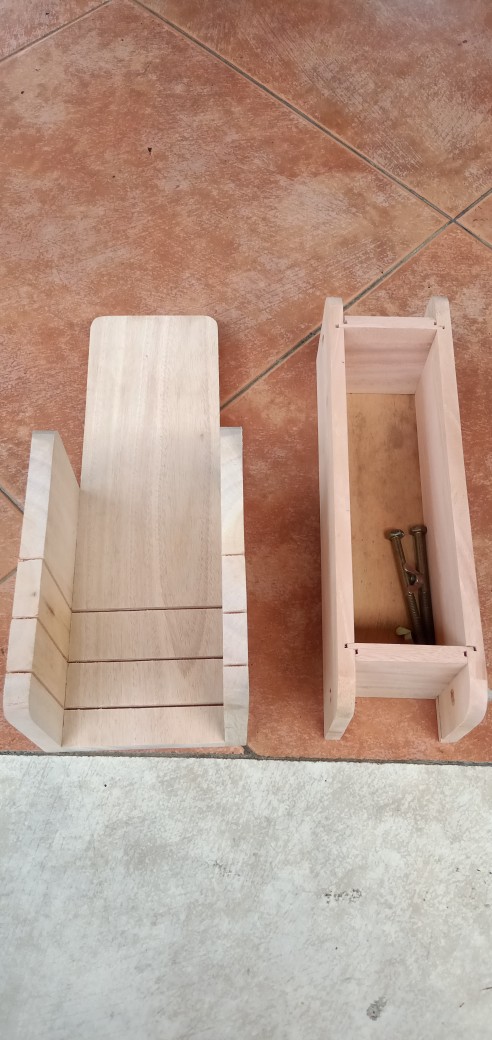 Cetakan Sabun Bongkar Pasang Uk Dlm 20x5,5x7