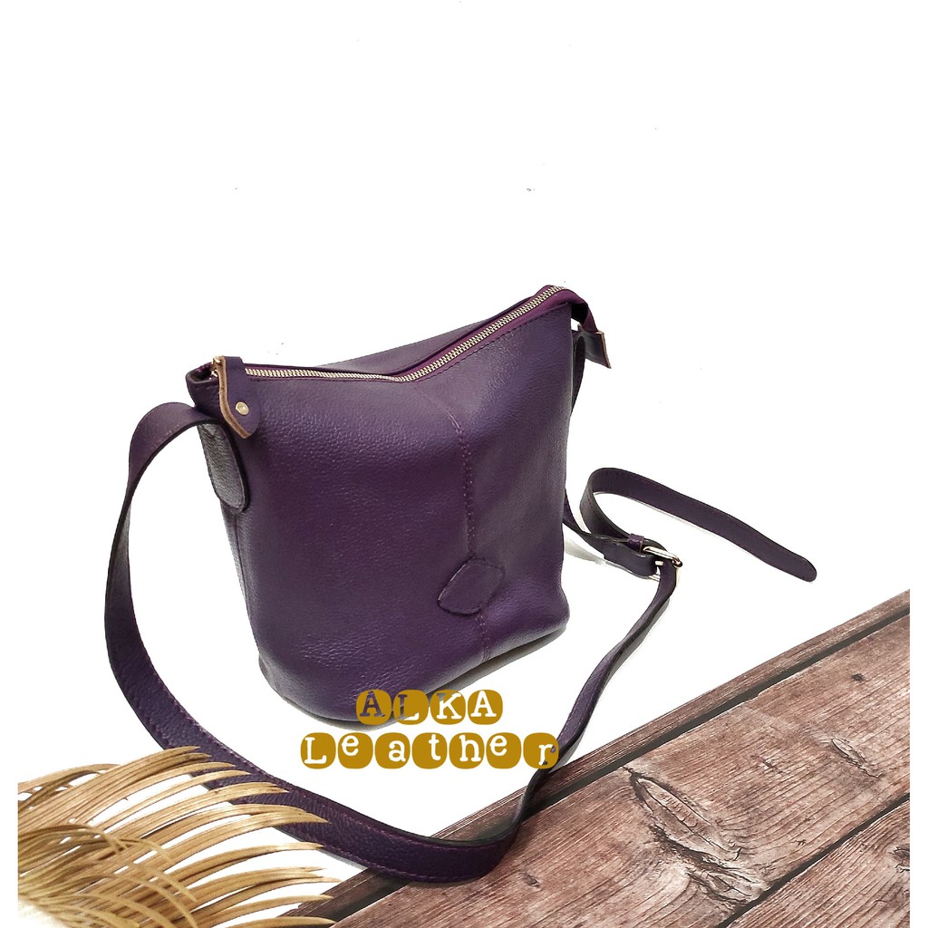 Tas Kulit Tas Selempang Wanita Size S jumbo