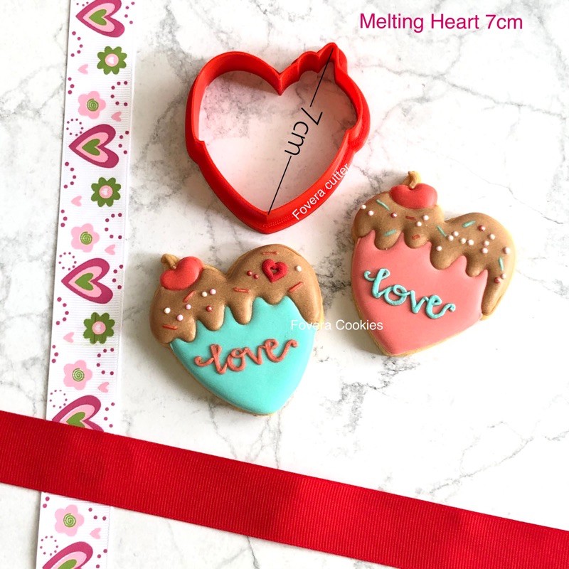 COOKIE CUTTER Heart. COOKIE CUTTER Valentine