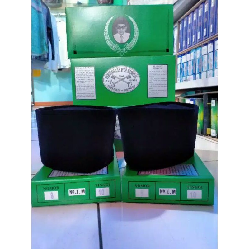 Peci Hitam Polos Cap Dua Kunci