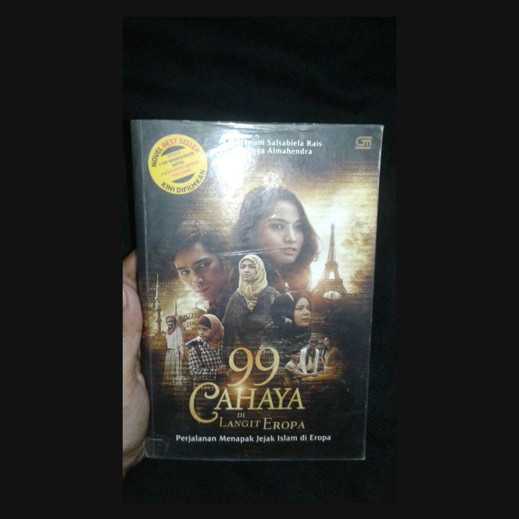 [ PRELOVED NOVEL ORI ] 99 Cahaya di Langit Eropa - Hanum & Rangga